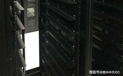 构建可靠网络基础设施，深度解析省内高端服务器托管