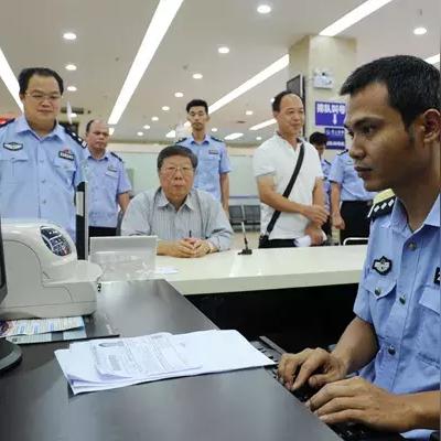 掌握服务器托管服务购买的黄金法则，从选择到部署